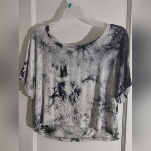 Tie Dye Crop Top Knit Tshirt White Black Short Sleeves Cuffed Size S